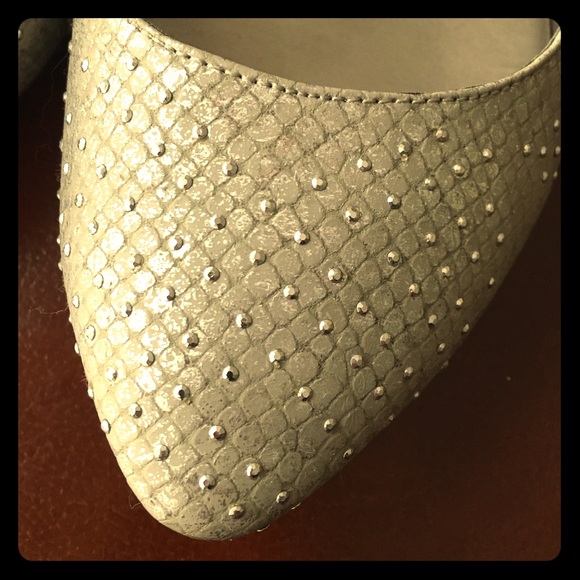 Carlos Santa silver embellished flats size 9