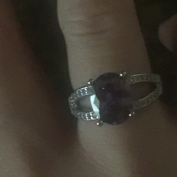 Beautiful sterling silver ring