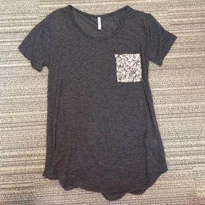 Gray, comfy t-shirt with sparkly pocket
