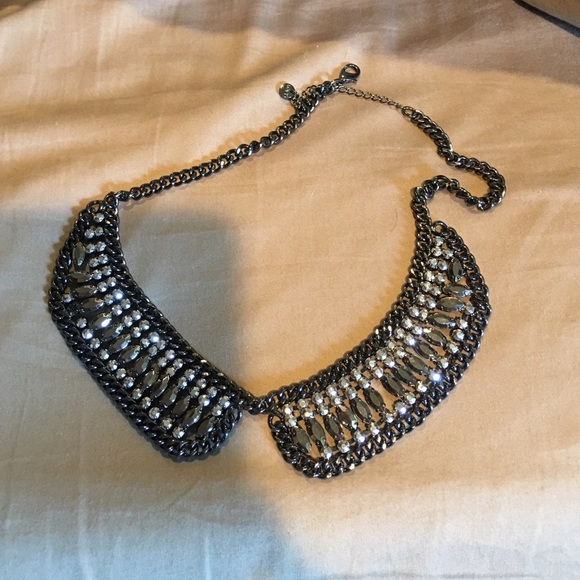 Loft collar necklace