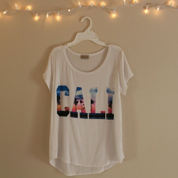Free kisses Cali summer top