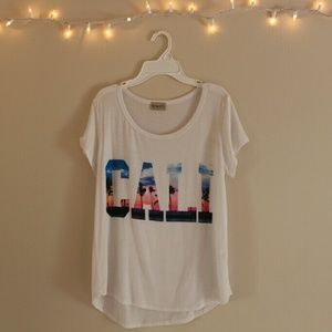Free kisses Cali summer top