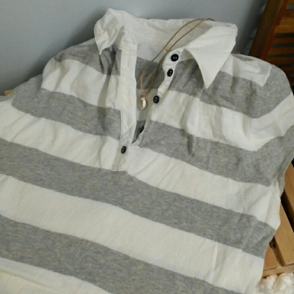 Lands' End Canvas cotton stretch top. Large - Picture 1 of 3