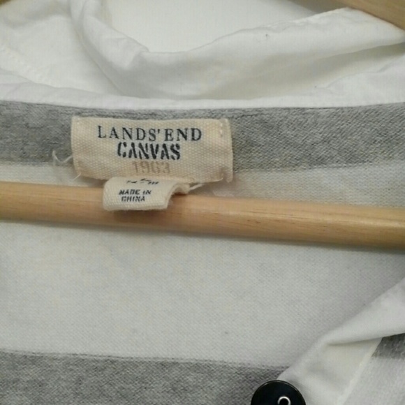 Lands' End Canvas cotton stretch top. Large - Picture 3 of 3