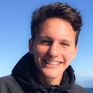 Meet your Posher, Logan