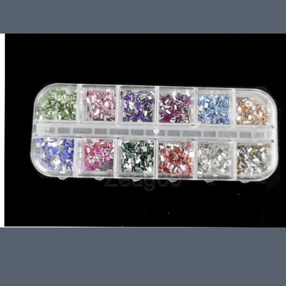 NWT nail jewel