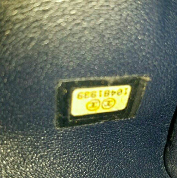 Chanel Navy Leather Authentic w/box & papers - Picture 3 of 8