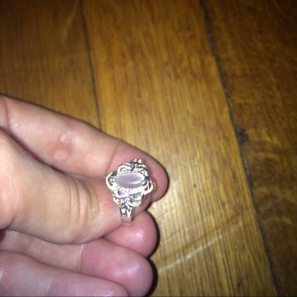 Size 6 sterling silver ring