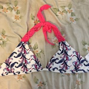 NWOT Quiksilver Bikini Top Size Large