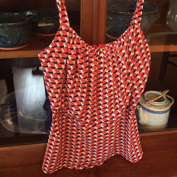 Cabi Top size 8
