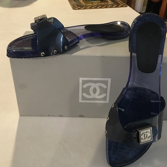 chanel blue jelly slides