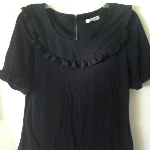 Xhilaration mid-sleeve black blouse