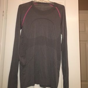 LuLu Lemon long sleeve workout top