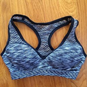Seamless Push-up Sports Bra