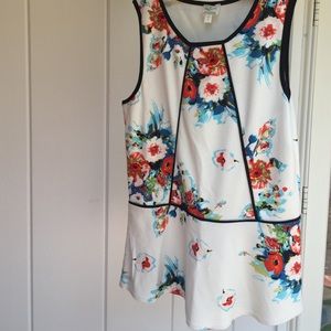 Floral sleeveless top