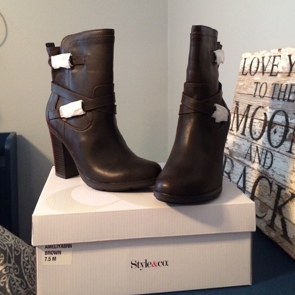 Brown leather high heeled booties