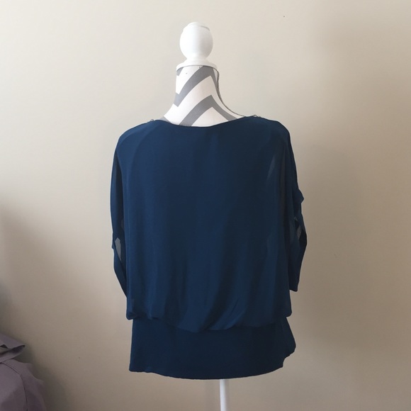 ❌sold❌ Joseph A. Blouse with jeweled neckline - Picture 3 of 4