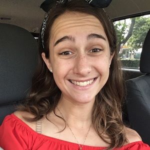 Meet your Posher, Sarah