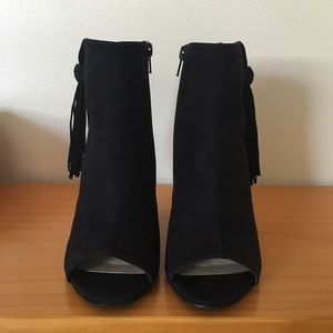 JustFab Zenna black open toe ankle booties