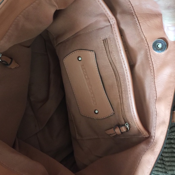 Purse - Picture 2 of 3