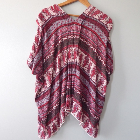 ✨HP✨Chelsea & Violet Tunic Poncho - Picture 4 of 4