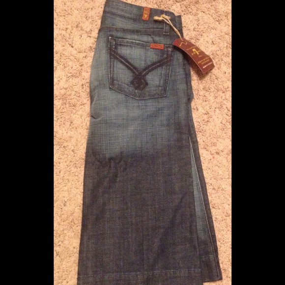 7 for all mankind. New never worn - Picture 3 of 4