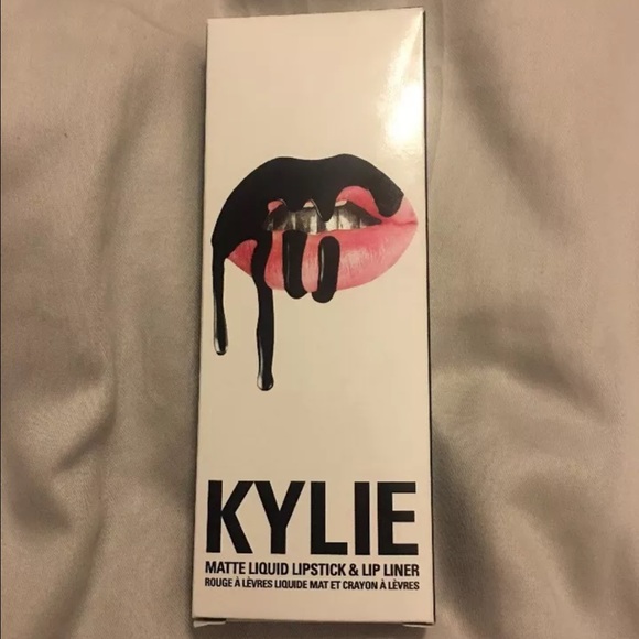 Brand new Kylie lip kit in Dead of Knight