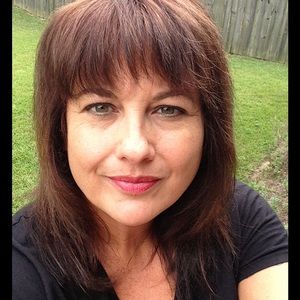 Meet your Posher, Toni