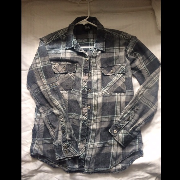 Grayscale Nollie Flannel