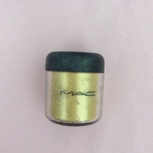 MAC PIGMENT