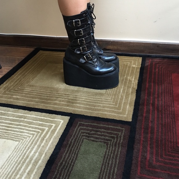 ☠Gothic black platforms☠