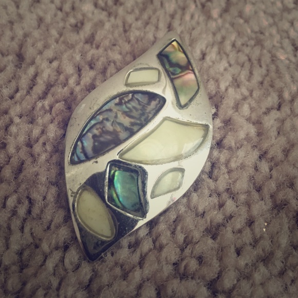 Lia Sophia pendant