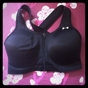 Under armour front-zip sports bra Sm