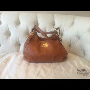 Coach Maggie shoulder bag in cognac.