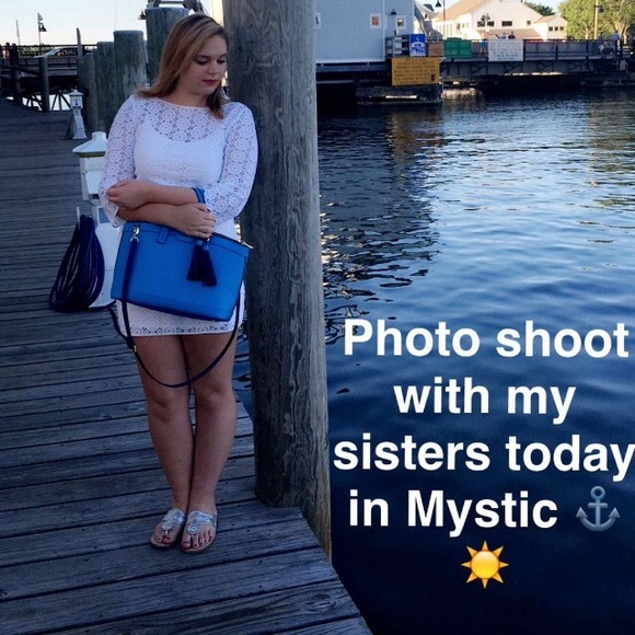 Meet your Posher, Sarah - Picture 1 of 2