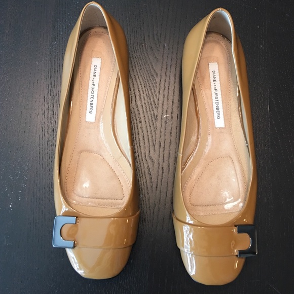 Diane Von furstenberg flats