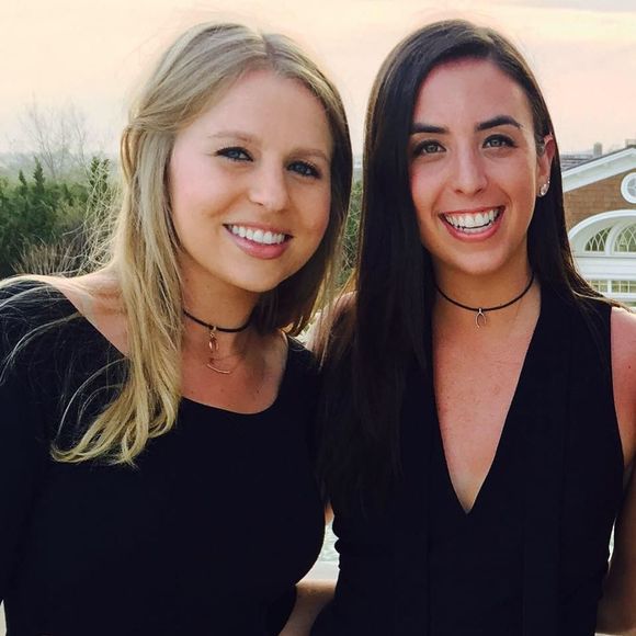 Meet your Posher, Jennifer - Picture 1 of 1