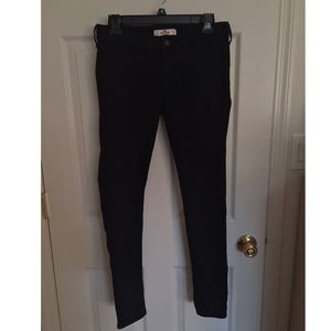 Black Hollister skinny jeans