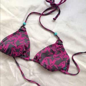 Billabong shark bikini top