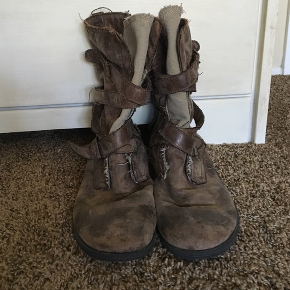 Roxy boots