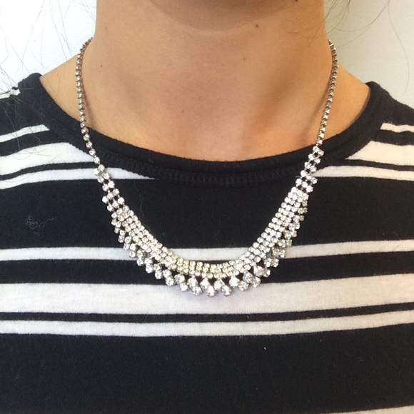 Stunning 3pc crystal jewelry set - Picture 4 of 4