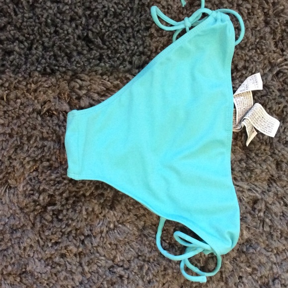 Cheeky Bikini Bottom - Picture 2 of 2