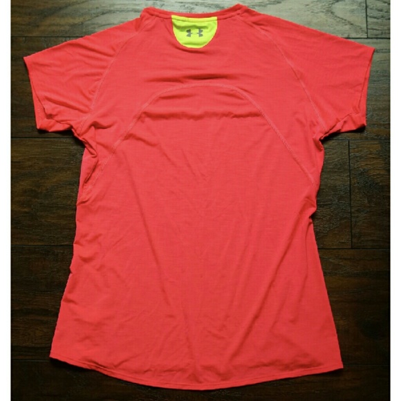 Under Armour Run Short Sleeve Tee M - Picture 3 of 3