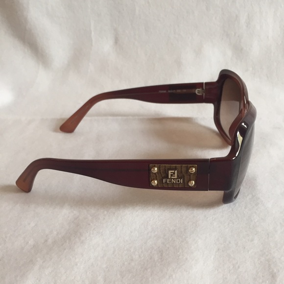 NWOT Fendi Sunglasses - Picture 3 of 4