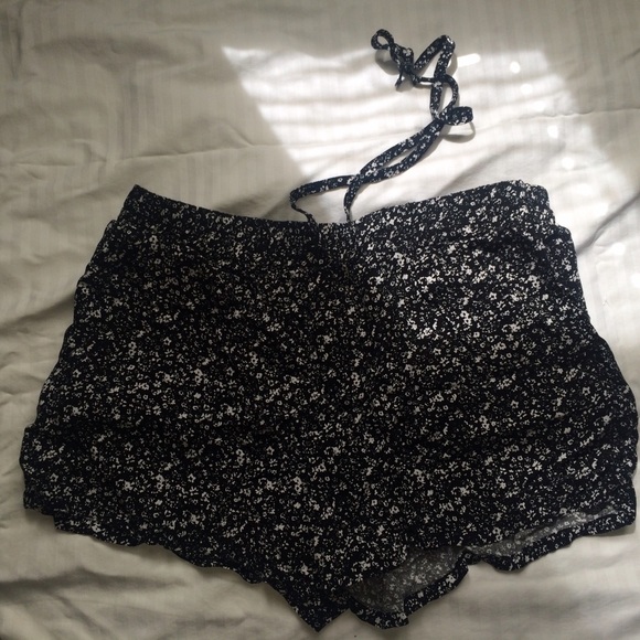 Soft shorts with pockets