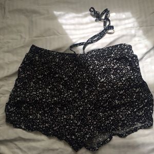 Soft shorts with pockets