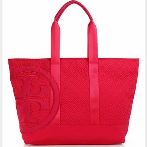 SOLD SOLD SOLD Tory Burch quilted Marion beach bag