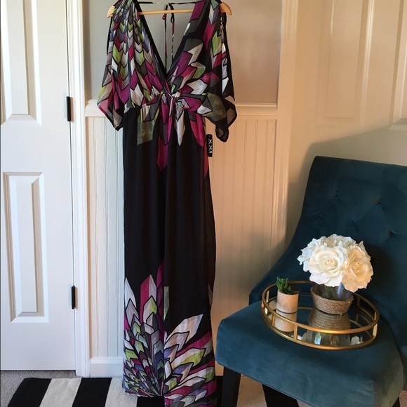 Patterned maxi dress with tags