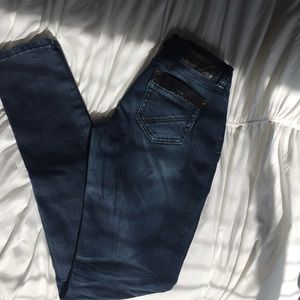 Dark wash skinny sequin pockets jeans✨👖