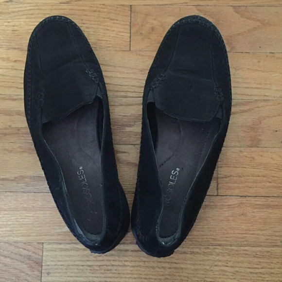 Black flats